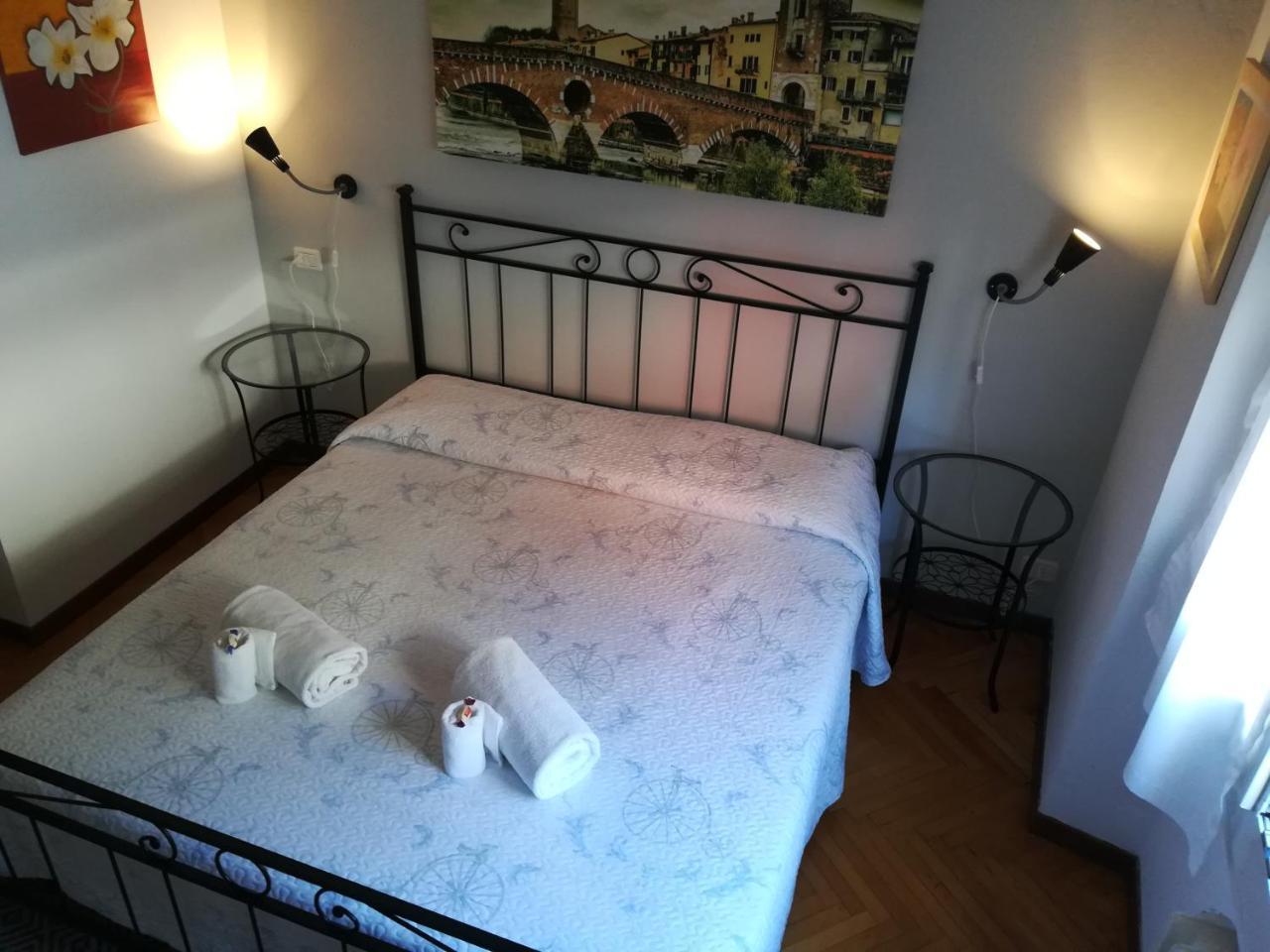 A Casa Di Luca Hotel Verona Exterior foto
